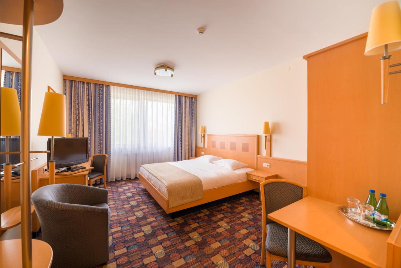 Hotel Partner Warszawa Eksteriør billede