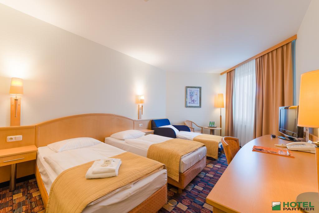 Hotel Partner Warszawa Eksteriør billede