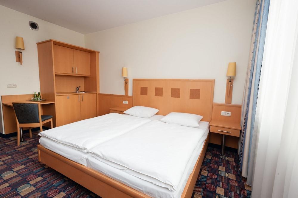 Hotel Partner Warszawa Eksteriør billede