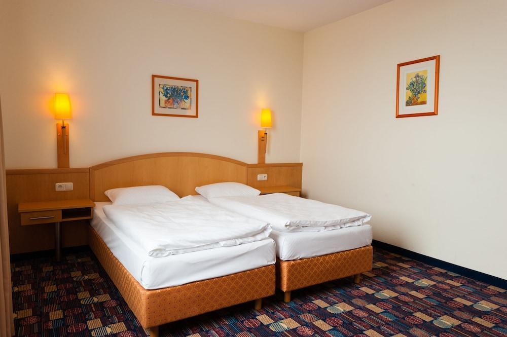 Hotel Partner Warszawa Eksteriør billede