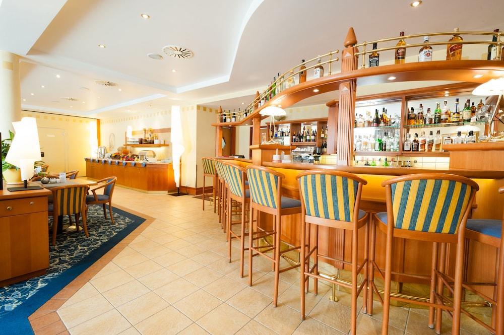 Hotel Partner Warszawa Eksteriør billede