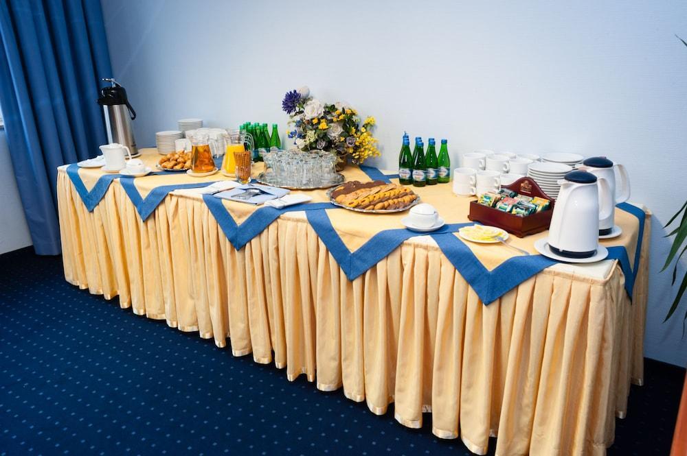 Hotel Partner Warszawa Eksteriør billede